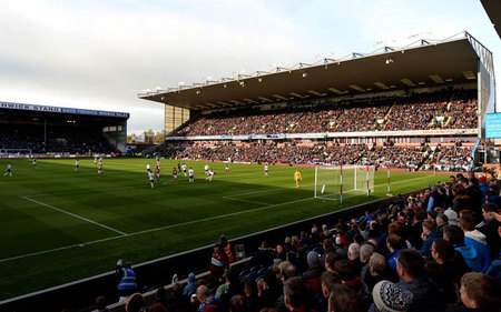 以惊人的速 以惊人的速